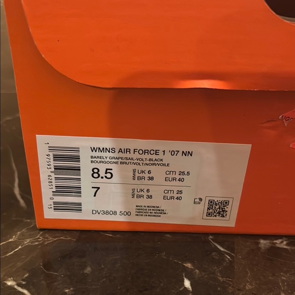 Nike Air Force 1 07 NN Women’s size 8.5 New with box Barely Grape - Picture 2 of 9